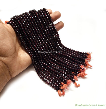 Natural Garnet Gemstone Smooth Plain Round Beads
